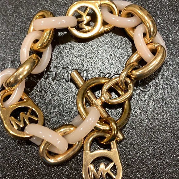 Rose gold and pink Toggle bracelet - Picture 2 of 2